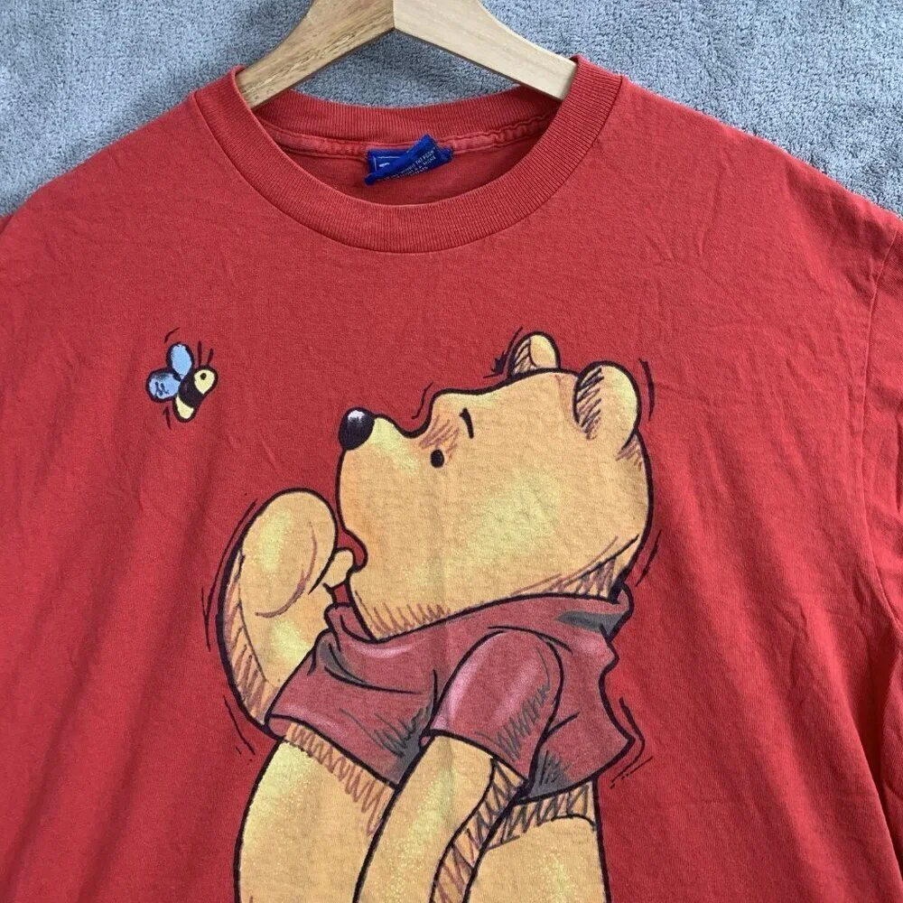 Vintage Disney Shirt Mens Medium Winnie The Pooh Red Jerry Leigh Tee Bee Cartoon - Picture 6 of 10